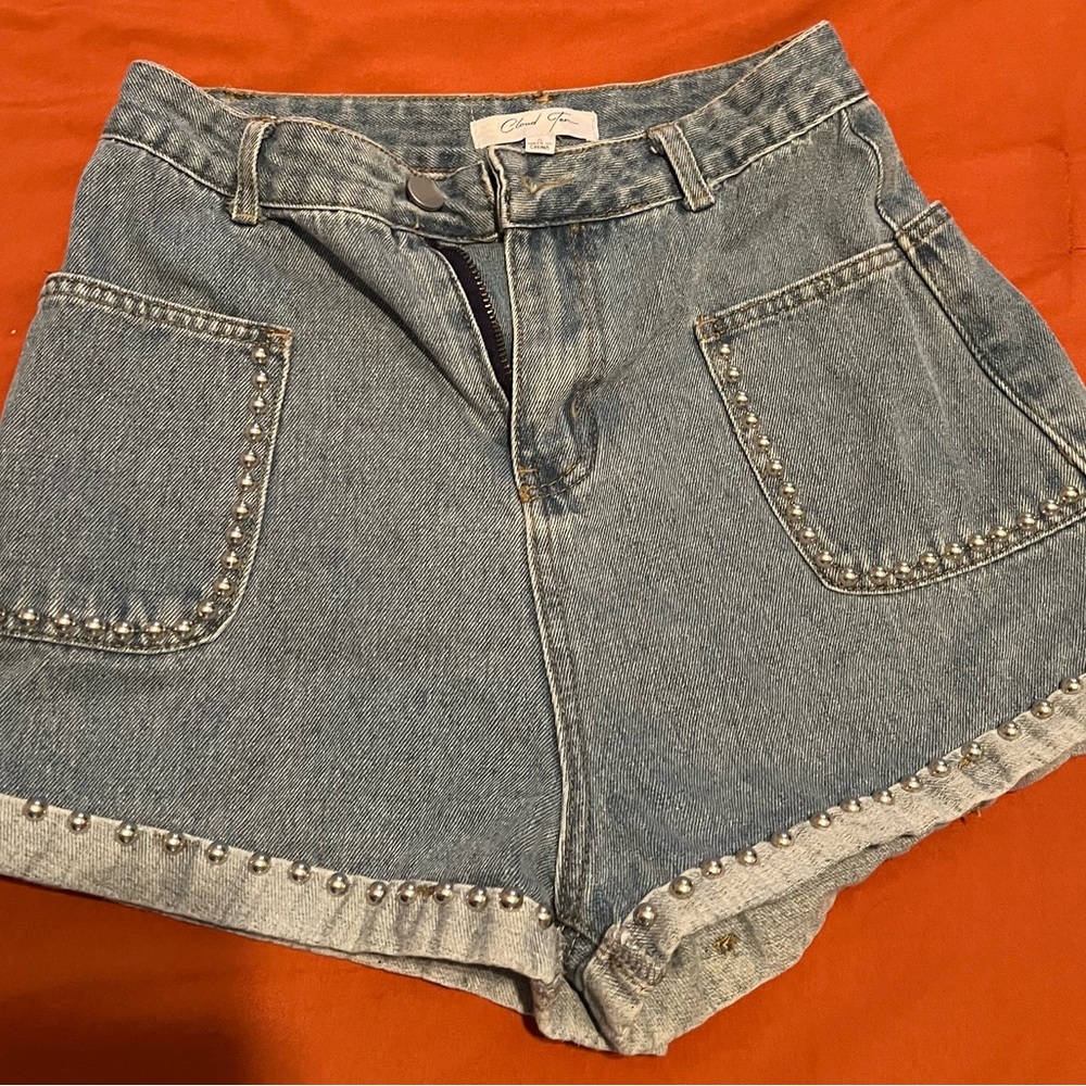 Cloud Ten denim shorts size small